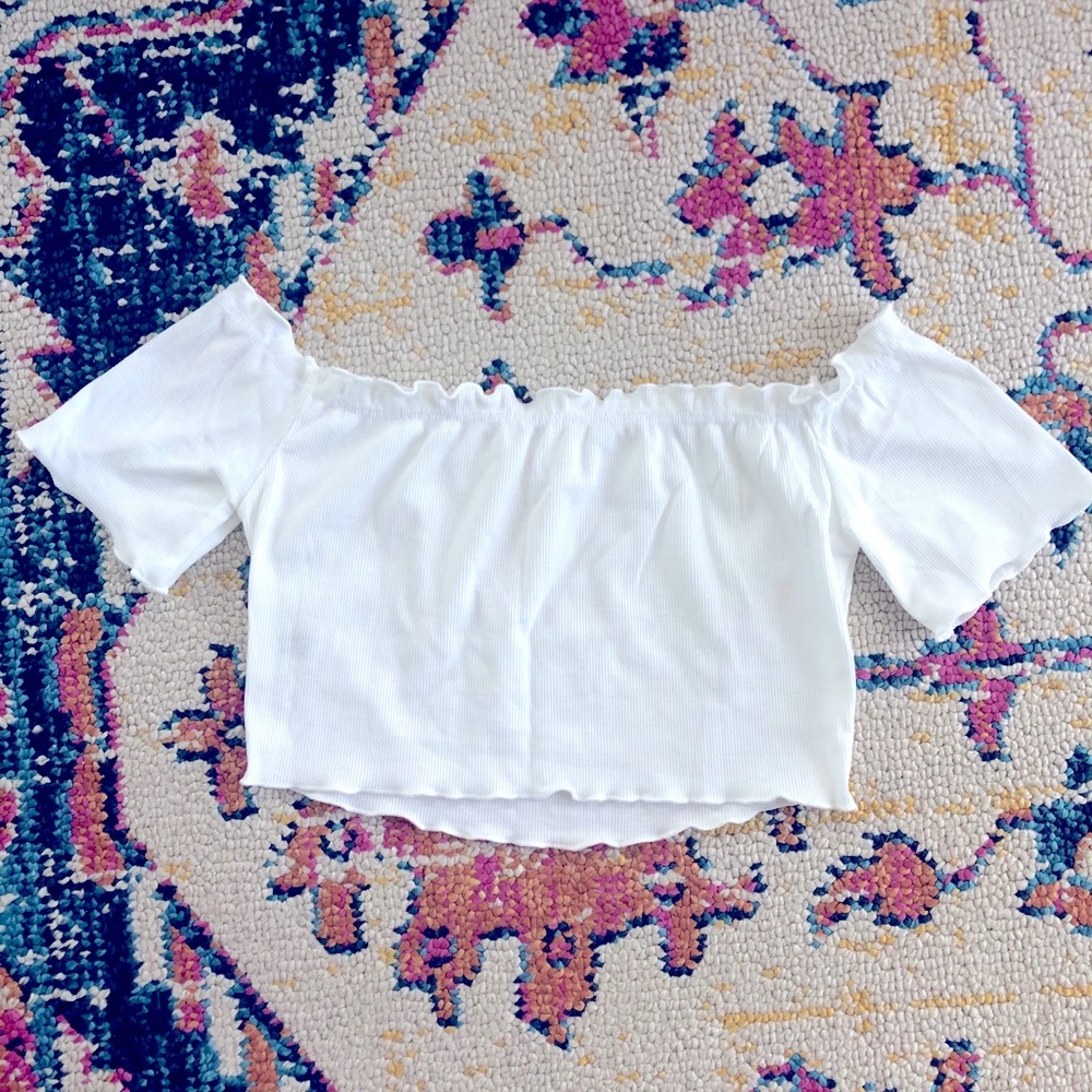 White off-the-shoulder crop top